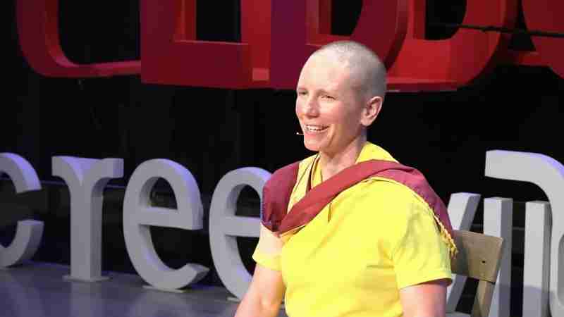 Simple, profound truths are the realm of this Buddhist nun. Her message? The gift of happiness truly lies within our own hearts and minds. Gen Kelsang Nyema, exuding a peacefulness that immediately co - Digital concept art for illustrative purpose, tags: zu bewusste - Monok